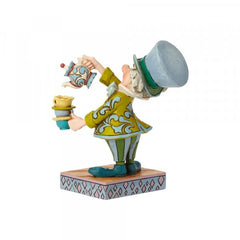 DISNEY TRADITIONS Figure - Alice in Wonderland - Mad Hatter "A Spot of Tea" (13cm)