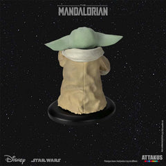 ATTAKUS Statue - Star Wars, Classic Collection 1/5 - Grogu 'Eating the Frog' in The Mandalorian (10cm)