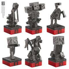 The Noble Collection, Chess Set - Minecraft : Overworld Heroes vs Hostile Mobs (Sealed)