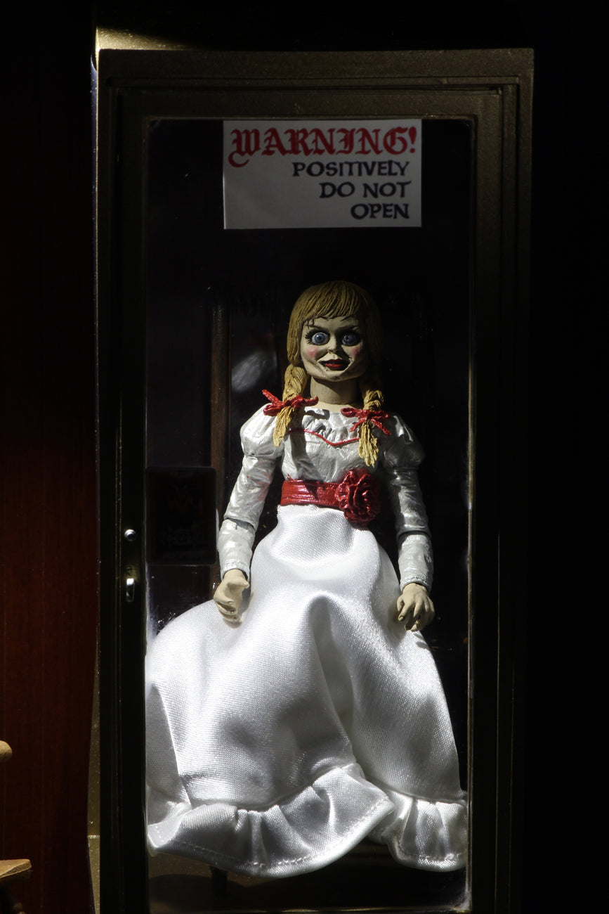 2026_NECA, Actiefiguur - The Conjuring Universe: Annabelle Comes Home (15cm)