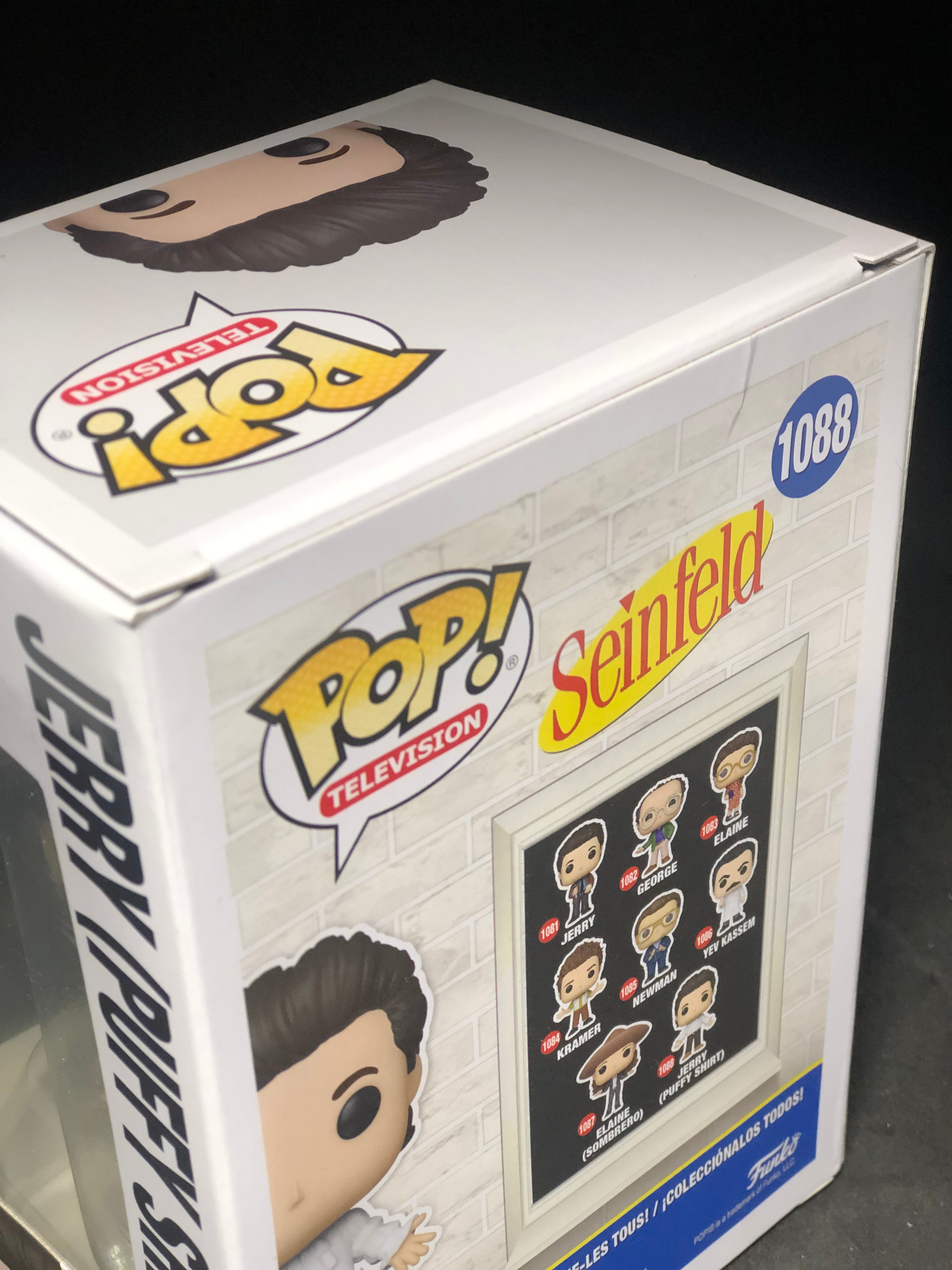 FUNKO POP! Television - Seinfeld - Jerry Seinfeld (Puffy Shirt) (1088) 'Small Damaged Packaging'