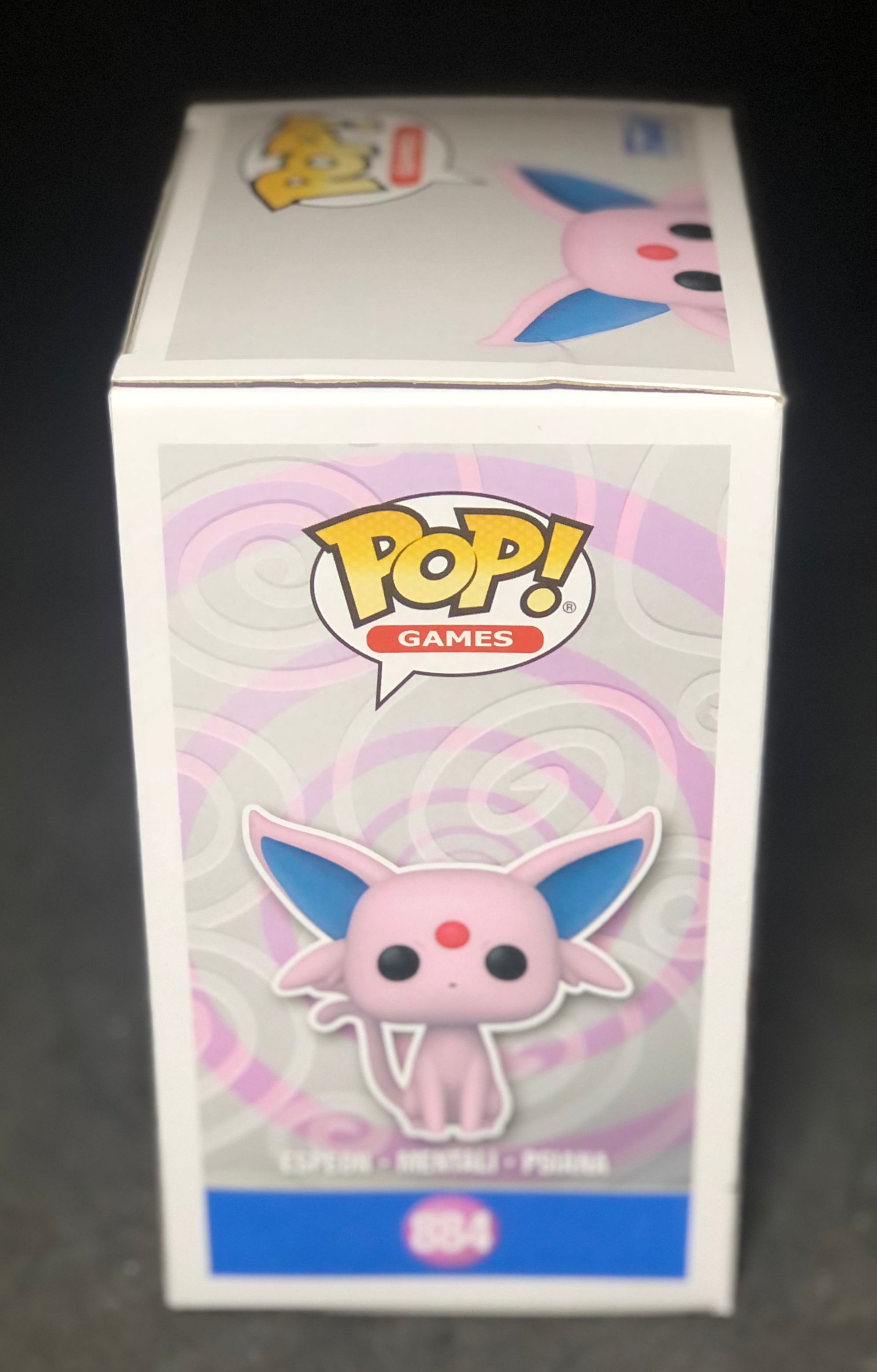 Funko POP! Games - Pokemon - Espeon (Mentali / Psiana) (884) 'Small Damaged Packaging'