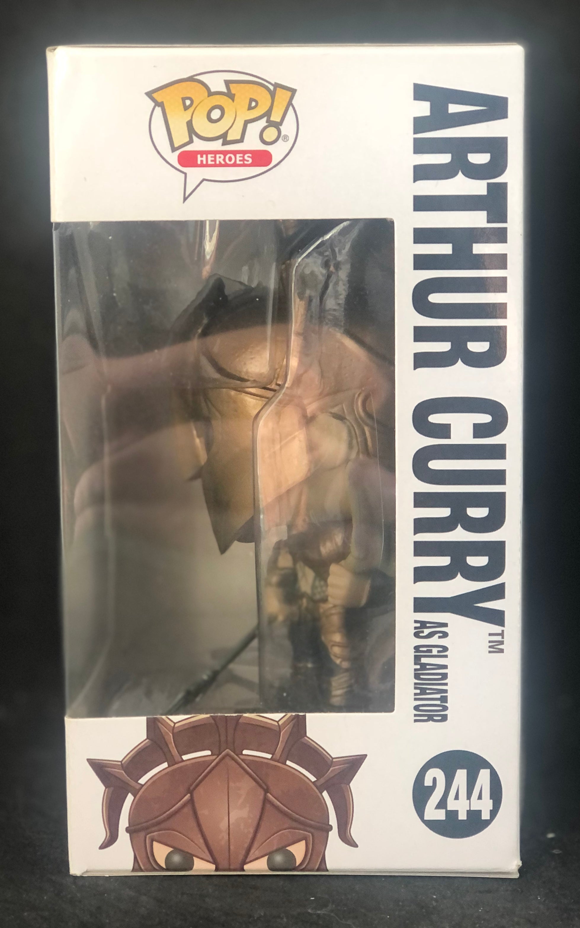 Funko POP! Heroes - Aquaman - Arthur Curry (as Gladiator) (244) 'Small Box Damage'