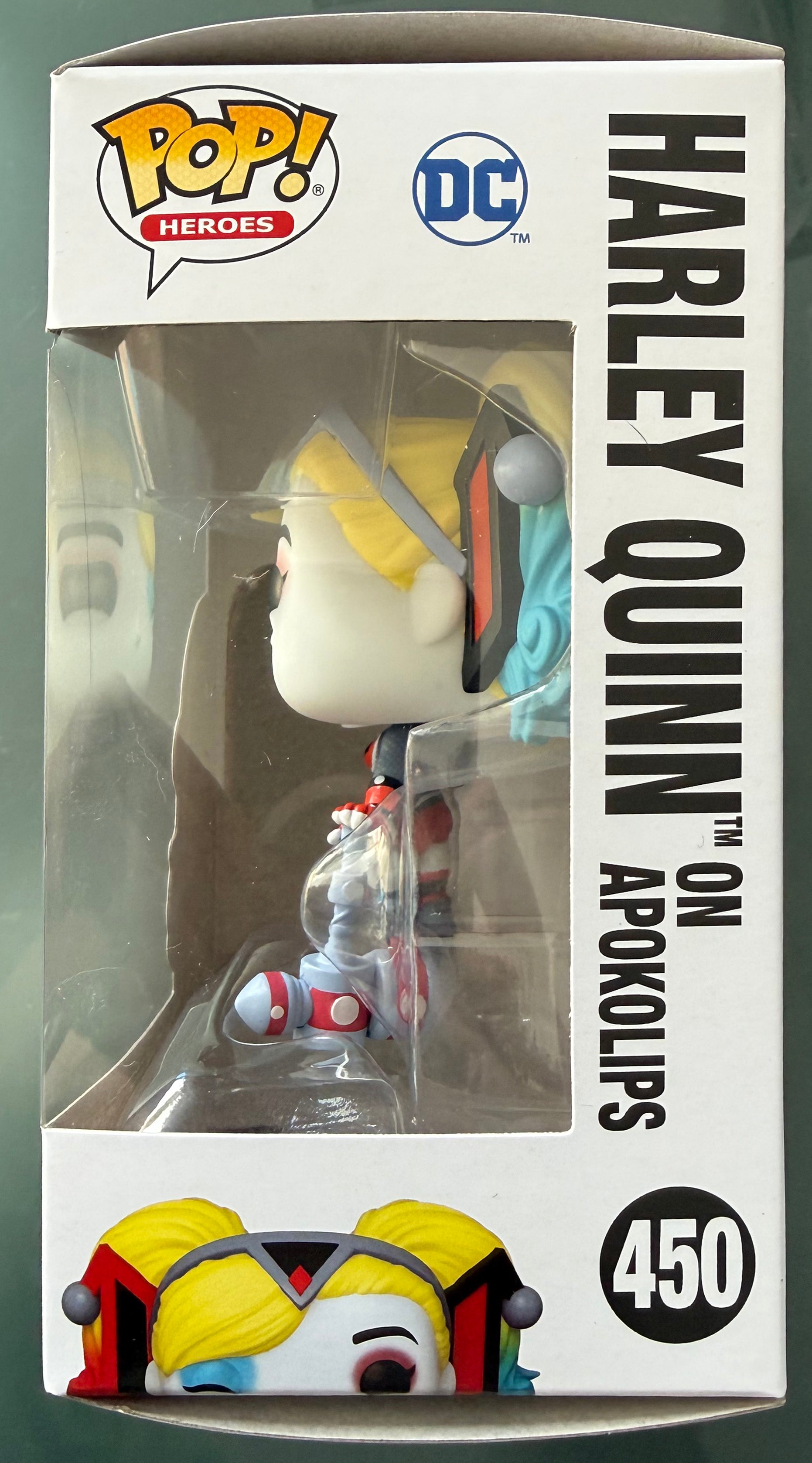 Funko POP! Heroes - Harley Quinn - Harley Quinn on Apokolips #450 - Small Box Damage