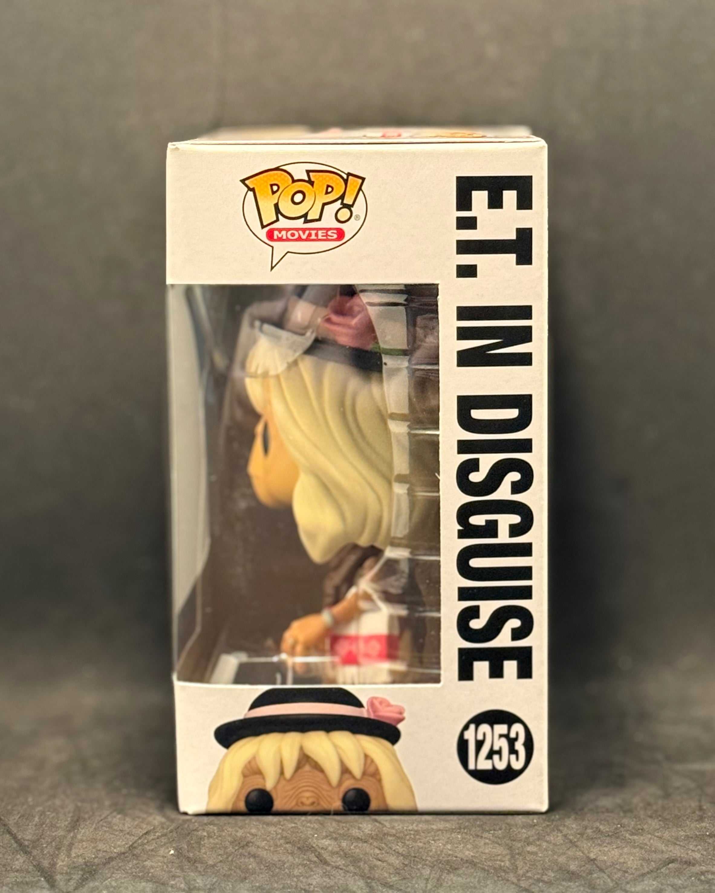 Funko POP! Movies - E.T. (40th Anniversary) - E.T. in Disguise (1253) 'Small Box Damage'
