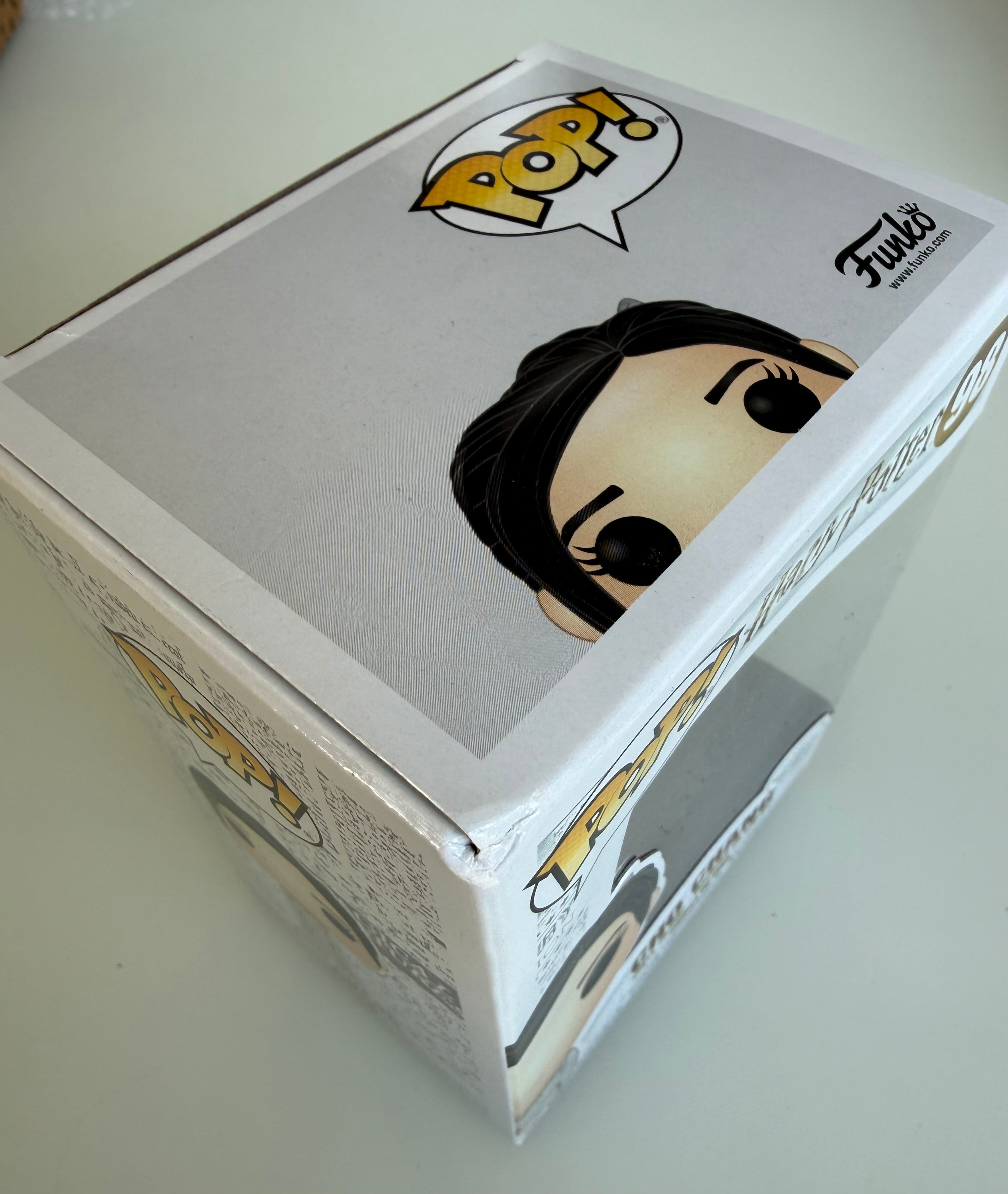 Funko POP! Movies - Harry Potter - Cho Chang (Yule) (98) "Small Box Damage"