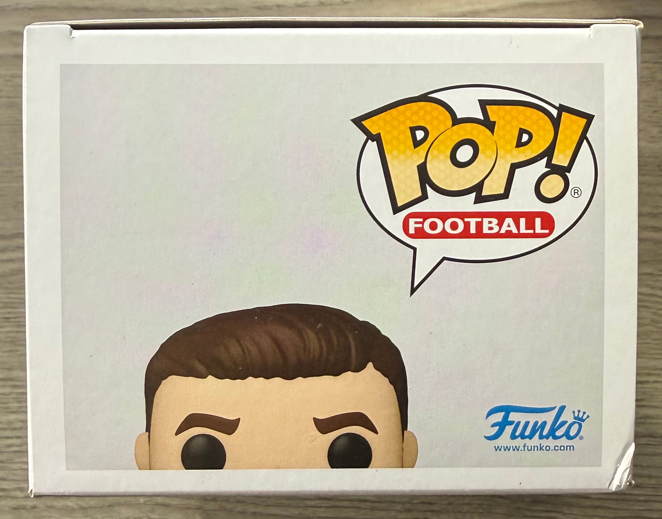 Funko POP! NFL Football - Aaron Rodgers (New York Jets) #253 - Small Box Damage