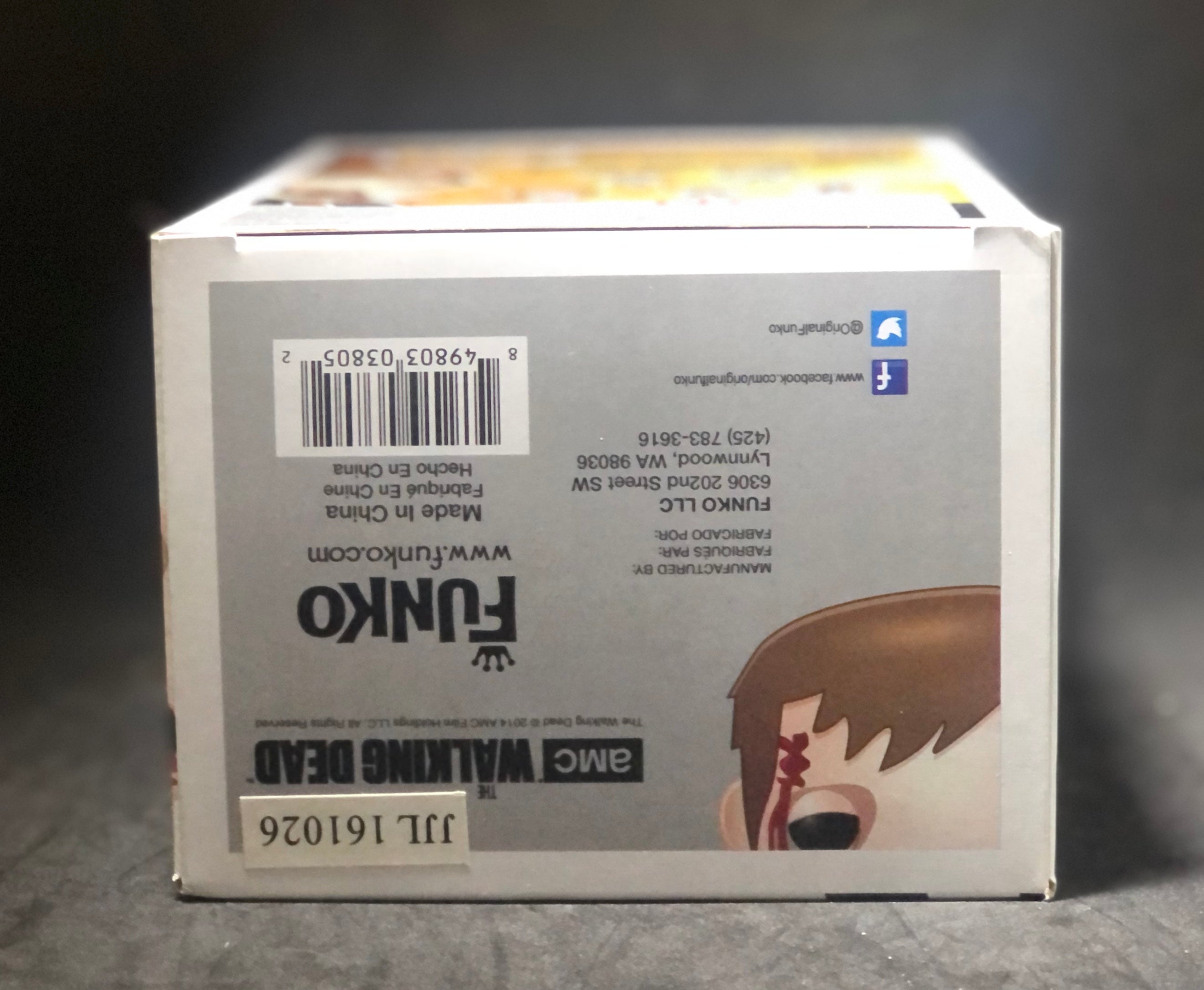 Funko POP! Television - The Walking Dead - Injured Daryl Dixon (100) Box Damage