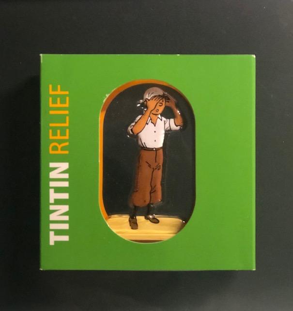 Moulinsart - Tintin / Kuifje - Tintin scans the desert (Album :The Crab w/ the Golden Claws) (6cm)