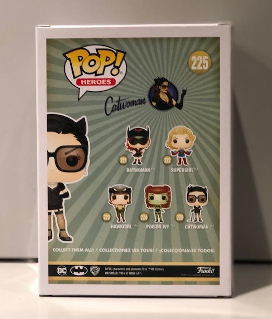 Funko Pop! Heroes - Dc Comics Bombshells Catwoman (225) Damaged Packaging Figurines