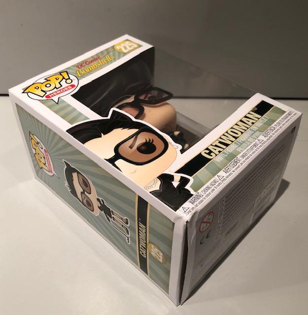 Funko Pop! Heroes - Dc Comics Bombshells Catwoman (225) Damaged Packaging Figurines