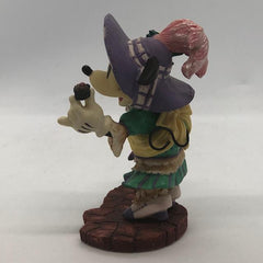 Disney Mickey & Co. - Minnie Mouse W/ Candy Let Me Call You Sweetheart (10 Cm) Figurines
