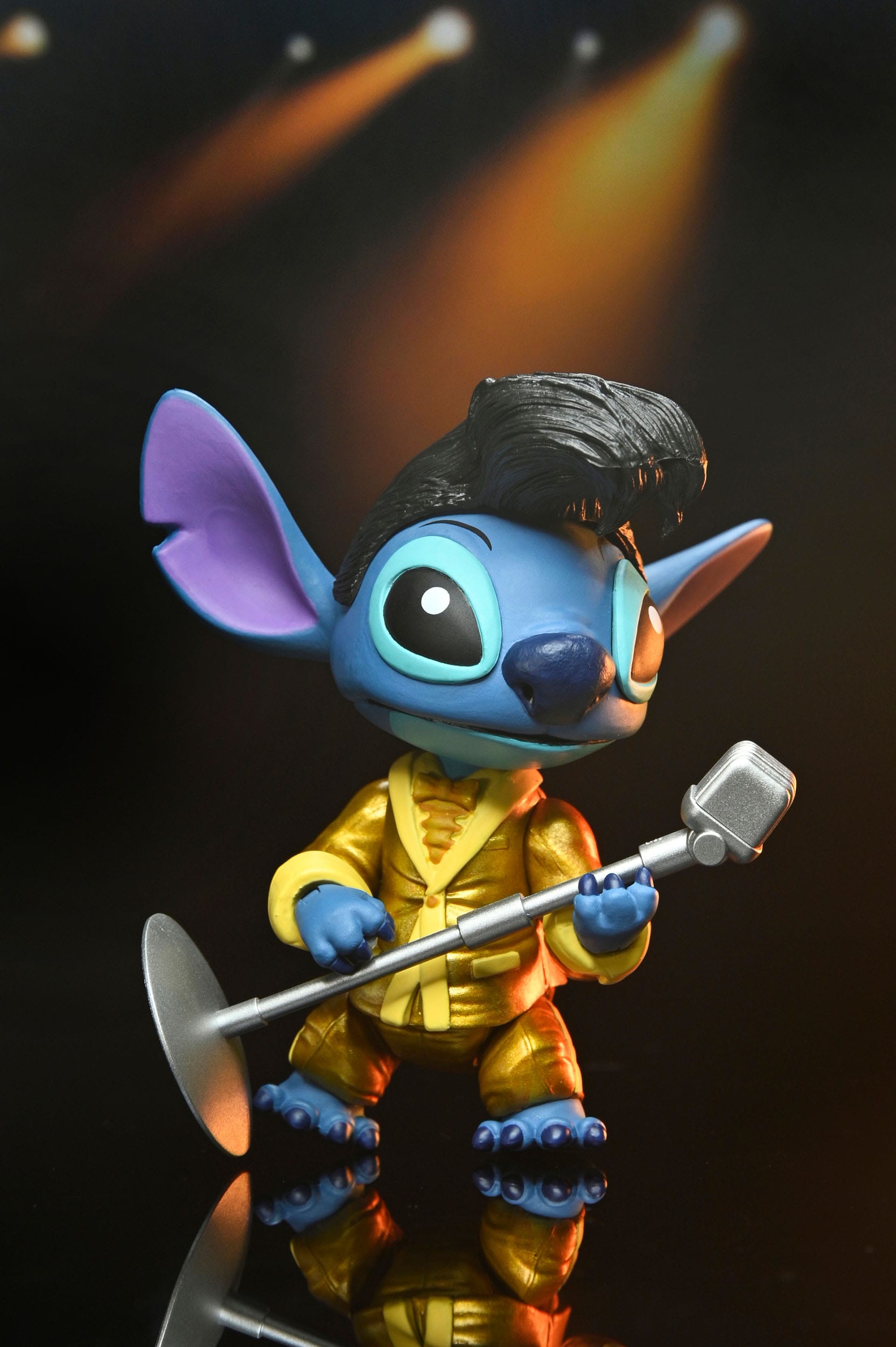 Neca Action Figure - Lilo & Stitch - Ultimate Gold Suit Elvis Stitch (18cm)