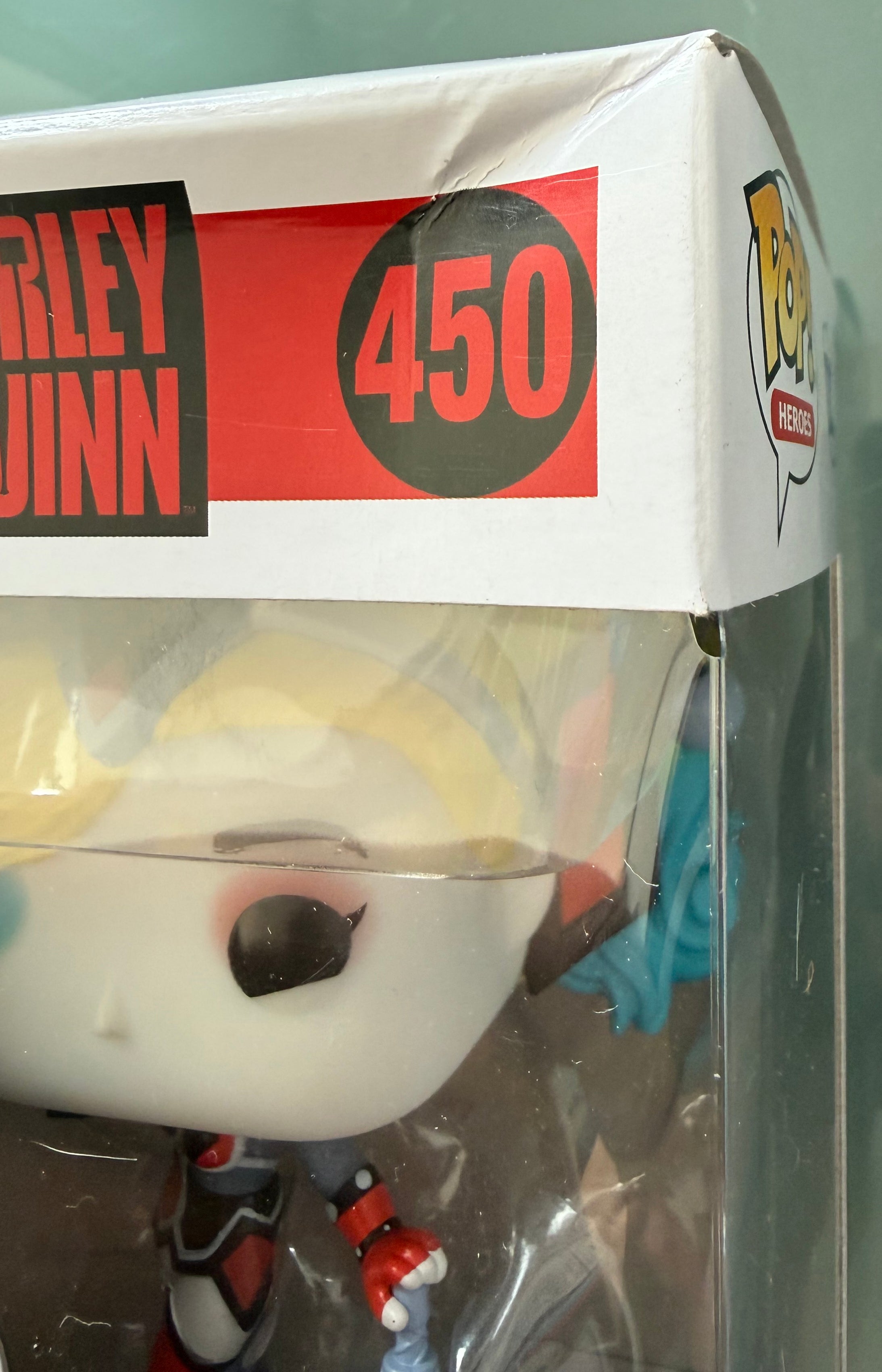 Funko POP! Heroes - Harley Quinn - Harley Quinn on Apokolips #450 - Small Box Damage