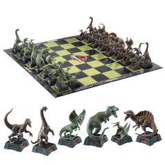 The Noble Collection, Chess Set - Jurassic Park : Dinosaurs (Sealed)