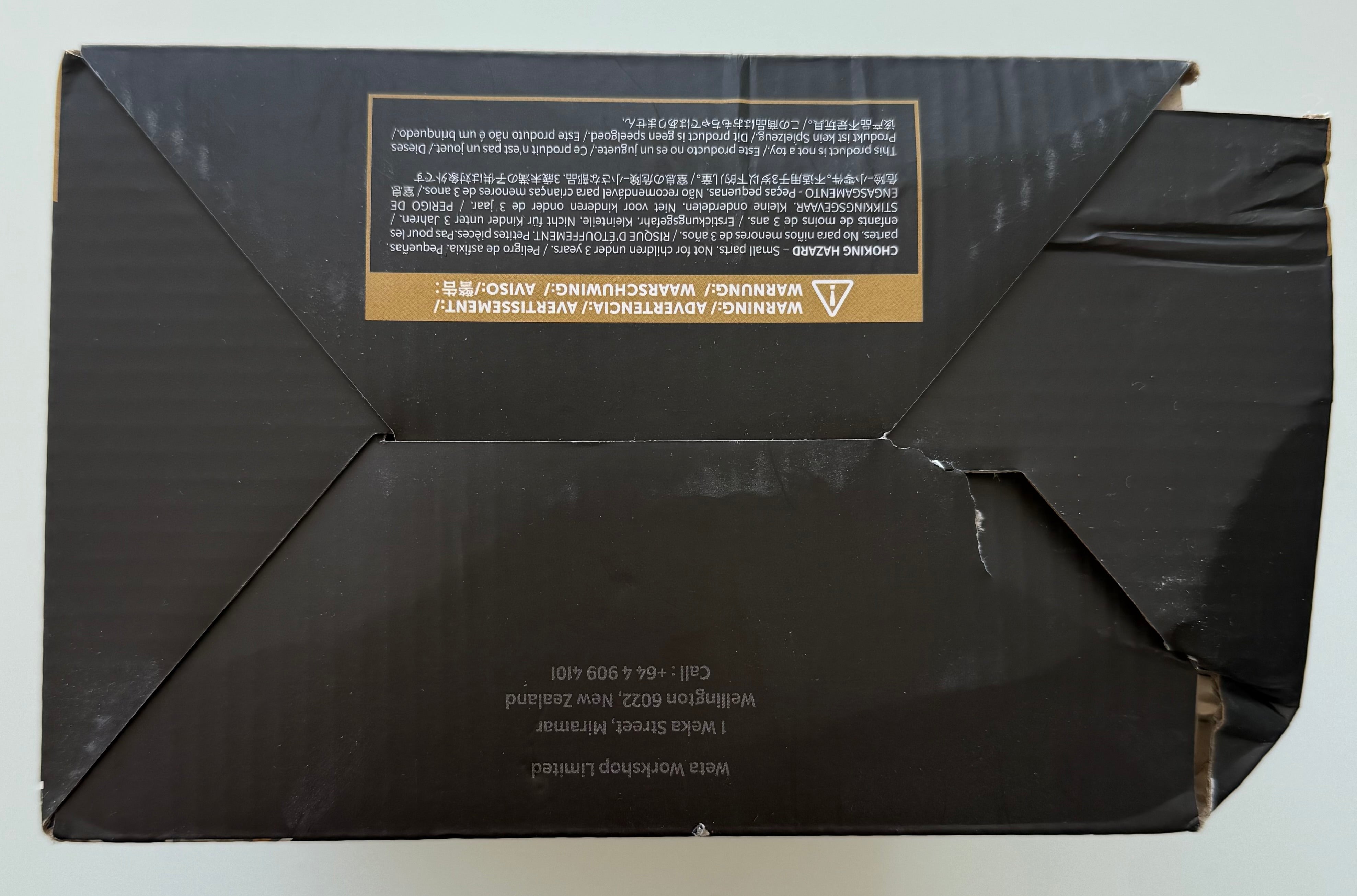 WETA, Mini Epics - Alien - Facehugger (#3) (15cm) 'Box Damaged'