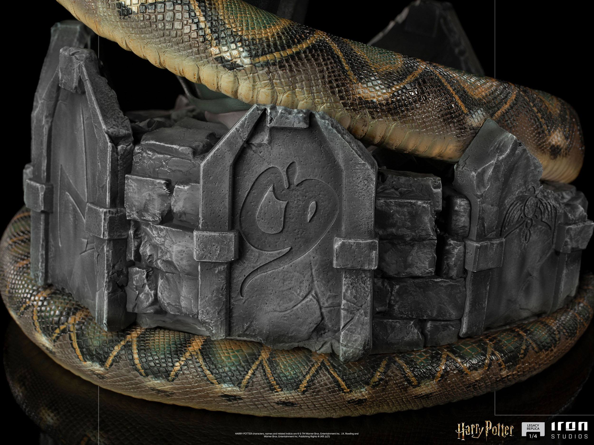 Iron Studios Statue - Wizarding World Harry Potter Replica Voldemort & Nagin (58Cm) Iron Studios