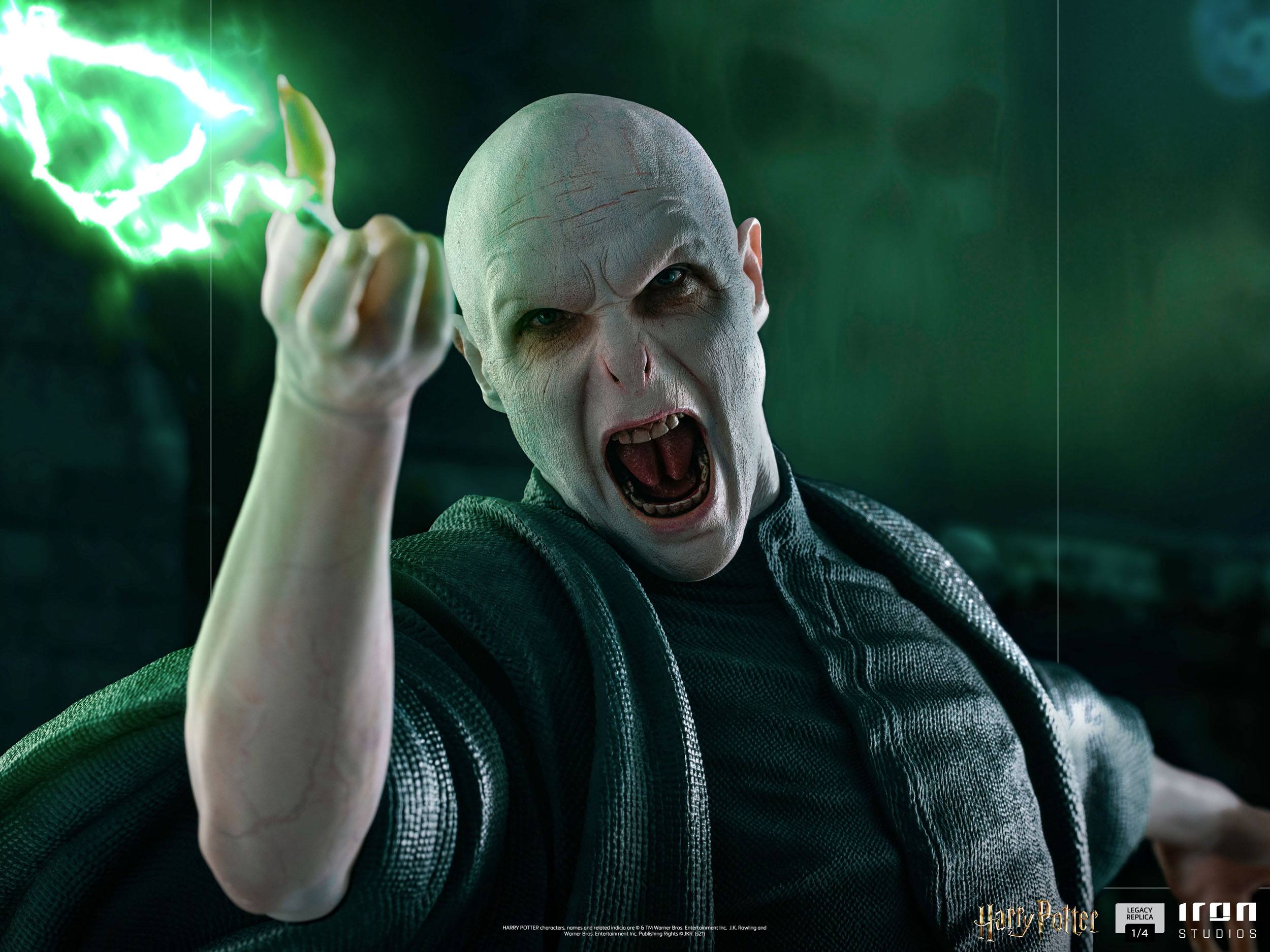 Iron Studios Statue - Wizarding World Harry Potter Replica Voldemort & Nagin (58Cm) Iron Studios
