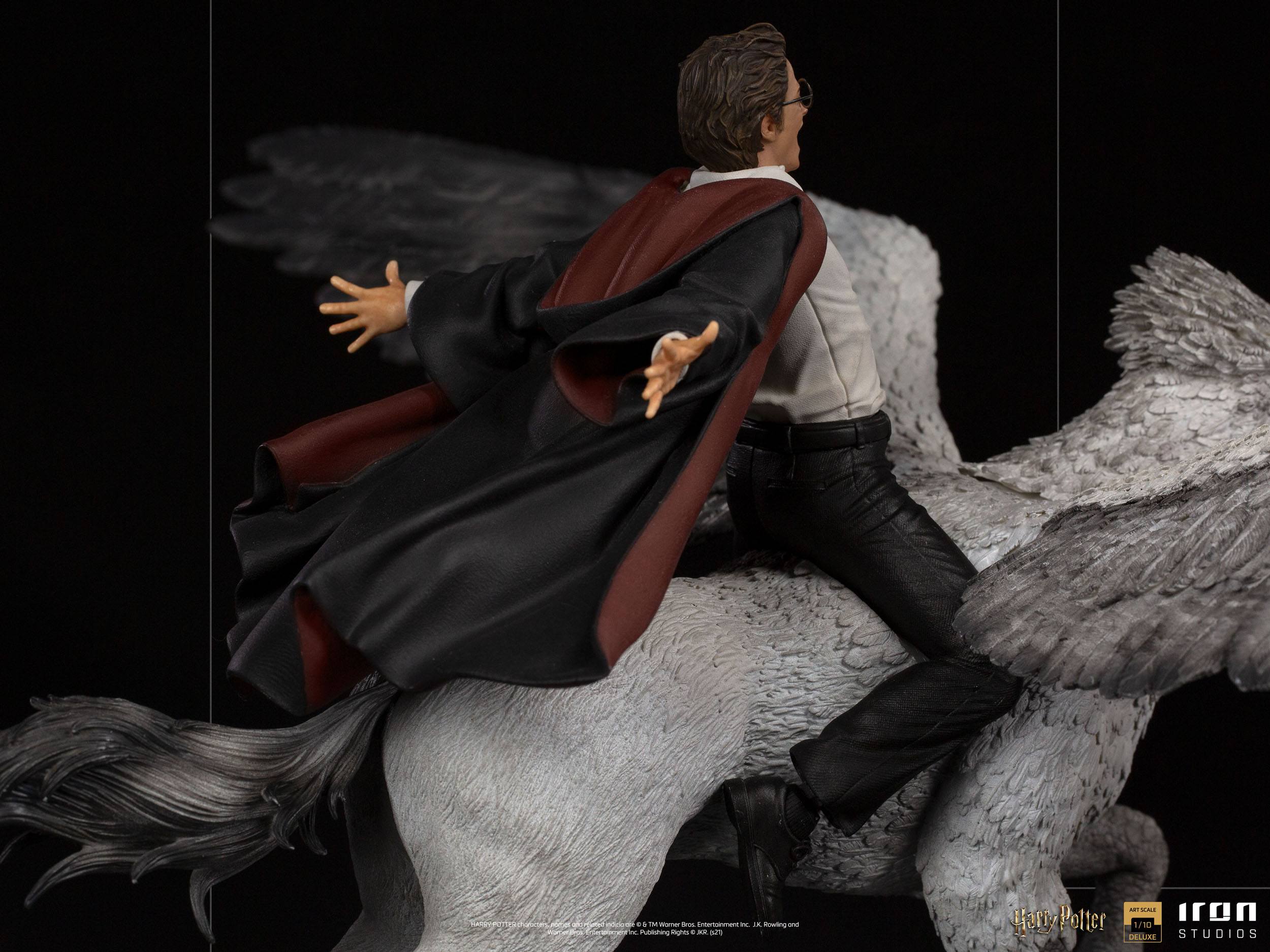 Iron Studios Statue - Harry Potter And Buckbeak (30Cm) Exclusive Iron Studios