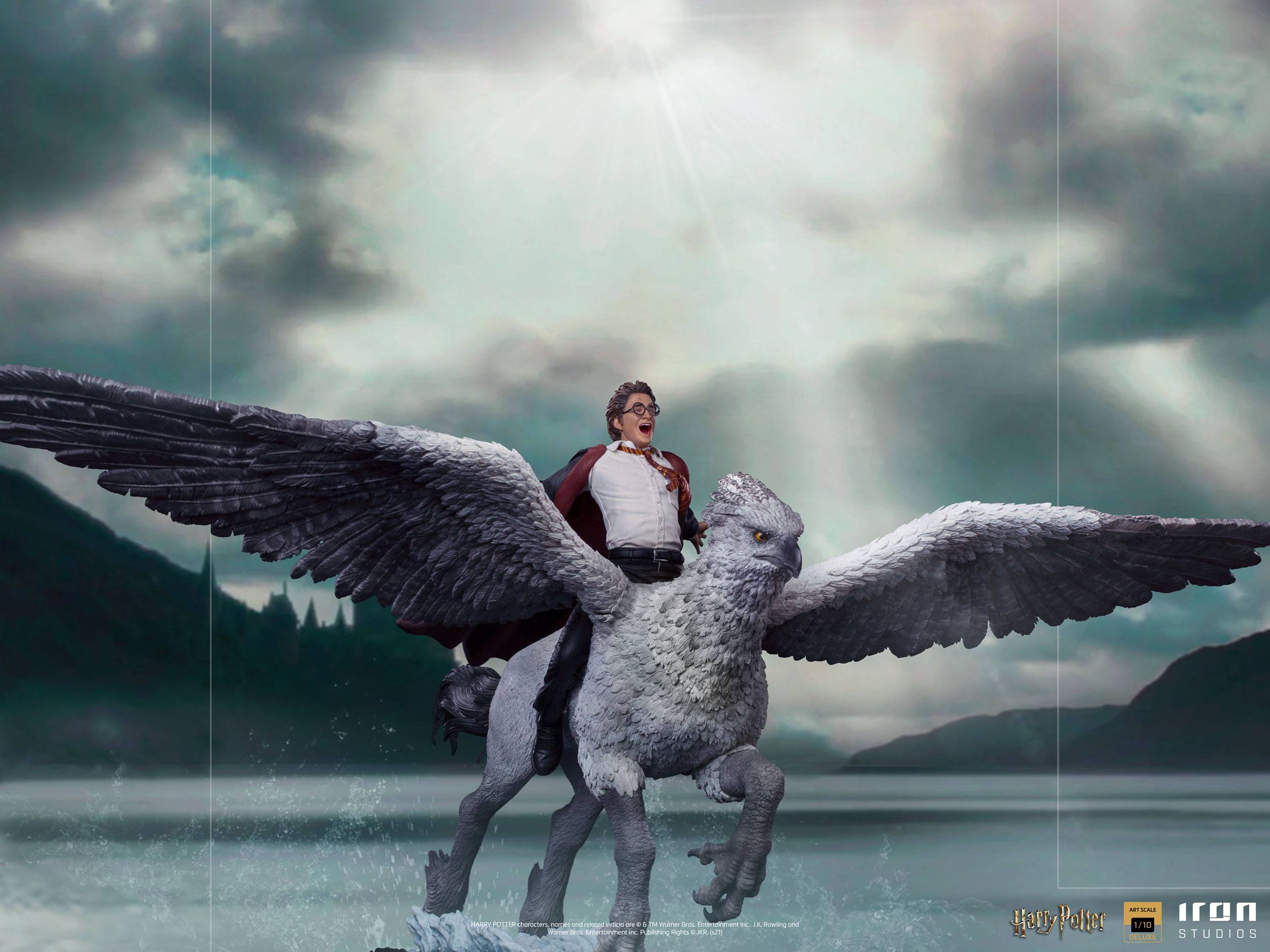 Iron Studios Statue - Harry Potter And Buckbeak (30Cm) Exclusive Iron Studios
