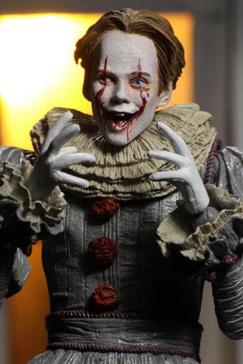 NECA - IT, Chapter Two - Action Figure Pennywise (18 cm)