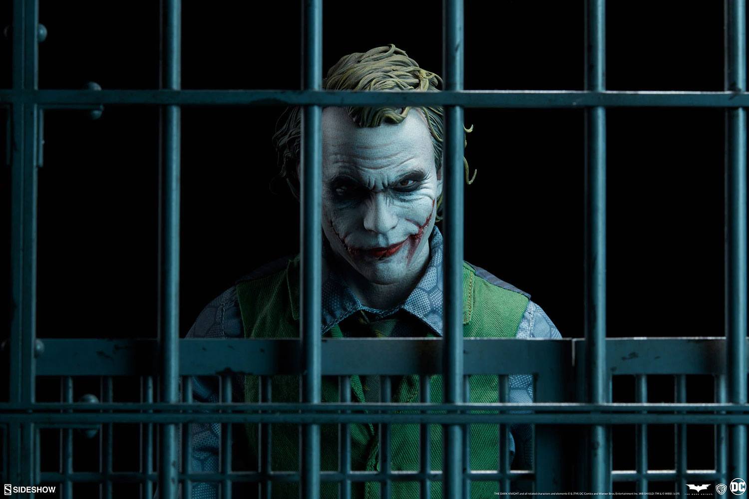 Sideshow - Dc Comics The Dark Knight Joker (51Cm) Figurines