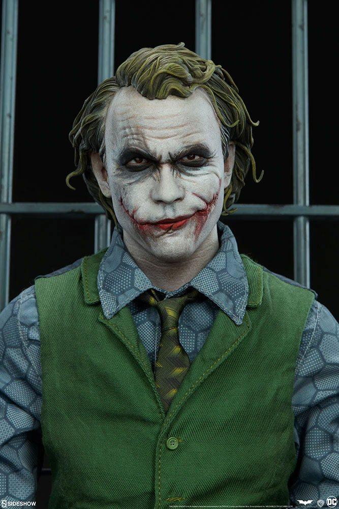 Sideshow - Dc Comics The Dark Knight Joker (51Cm) Figurines