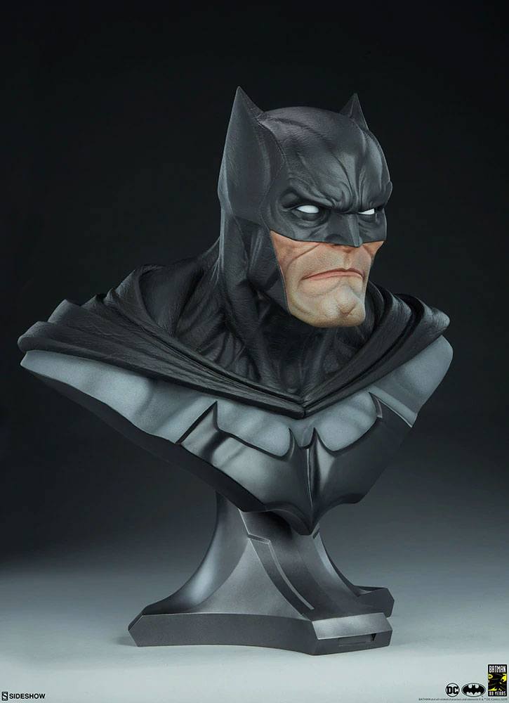 Sideshow - DC Comics - Batman - Bust 1/1 Batman (66 cm)