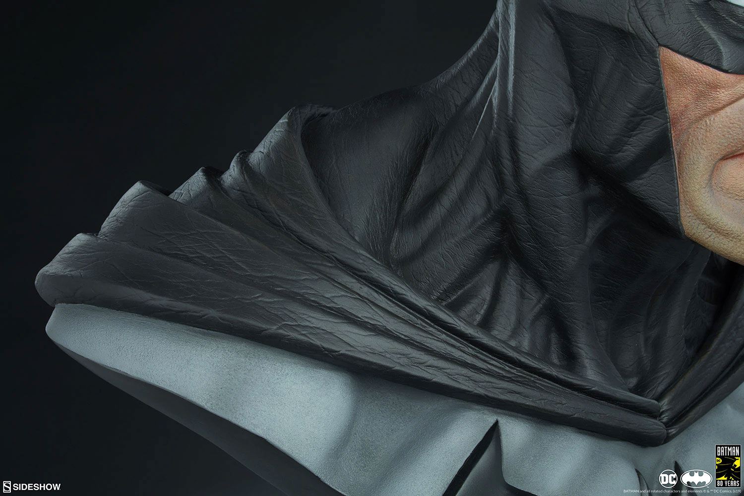 Sideshow - DC Comics - Batman - Bust 1/1 Batman (66 cm)