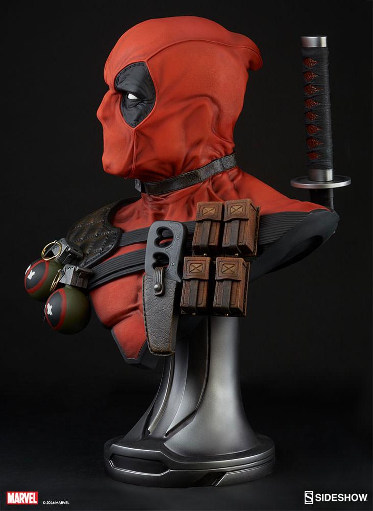 Sideshow - Marvel - Deadpool - Bust 1/1 Deadpool (71 cm)